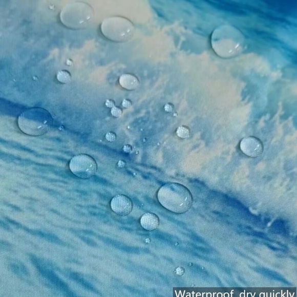 Seashell and Starfish Hook Set plus Shower Curtain - Picture 9 of 9